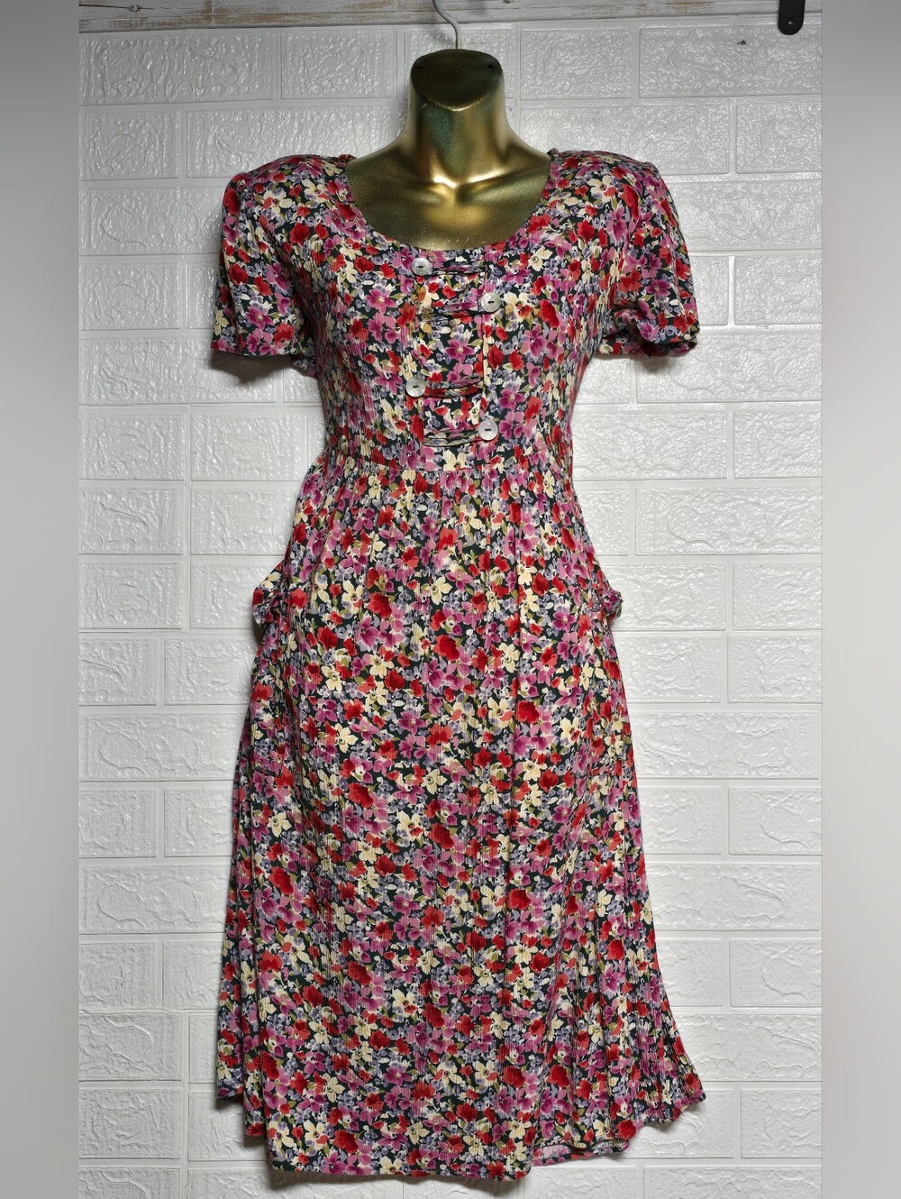 Vintage Floral Scoop-Neck Midi Dress in Pink Multi By Caroline Wells